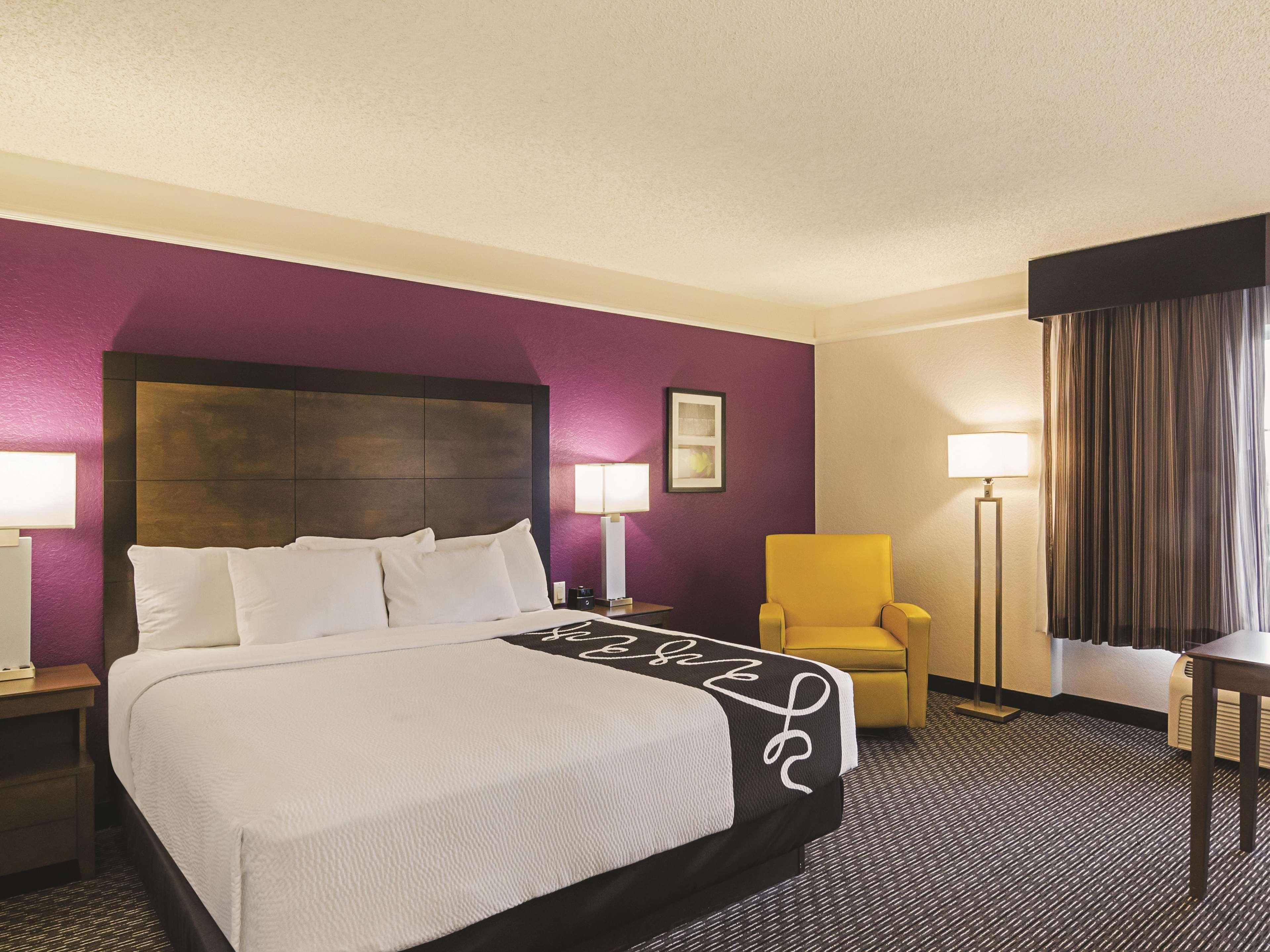 La Quinta By Wyndham Denver Airport Dia Exterior photo