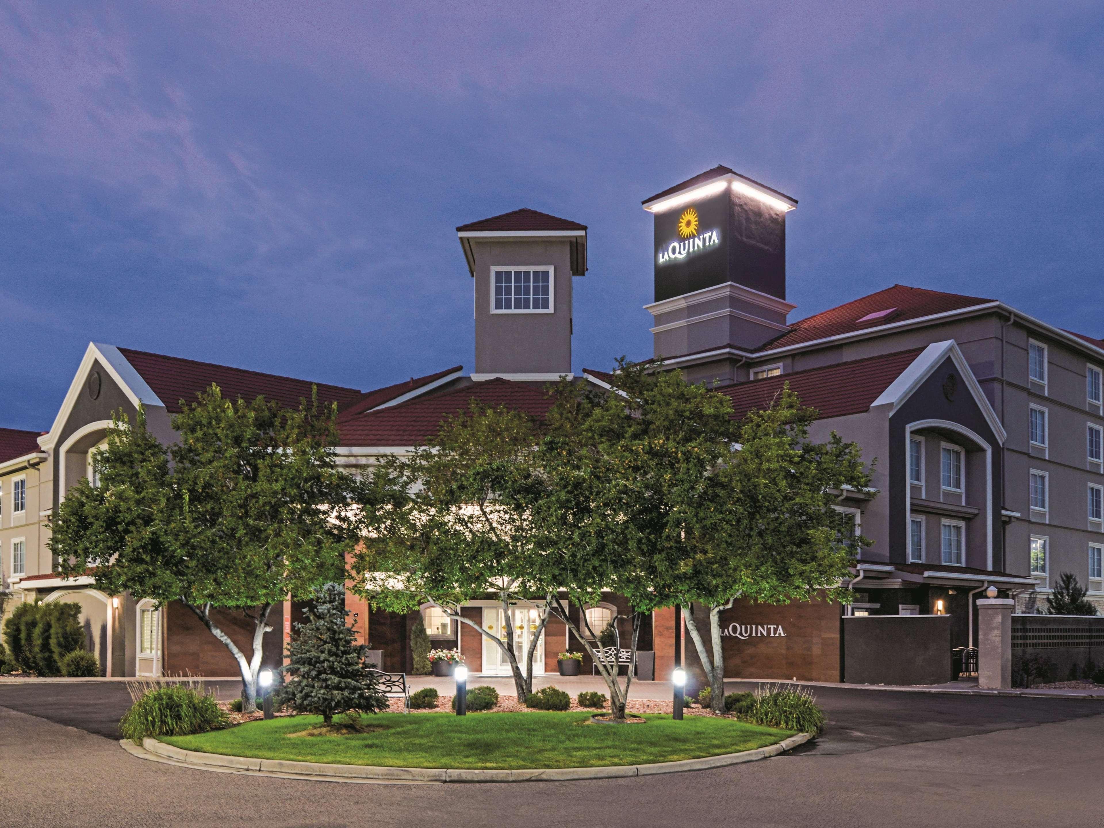 La Quinta By Wyndham Denver Airport Dia Exterior photo